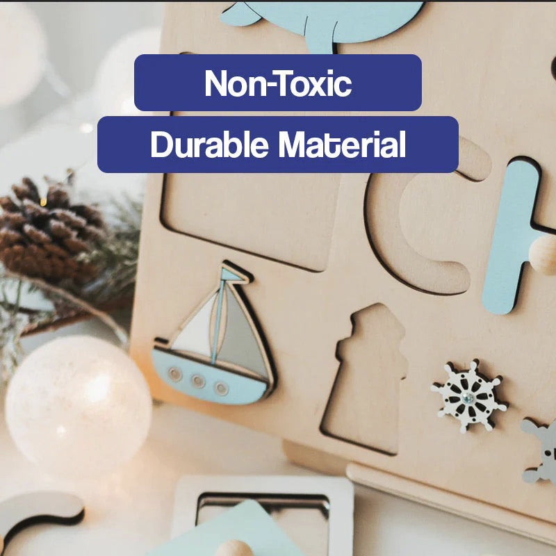 Tablica Montessori z drewna z personalizowanym imieniem